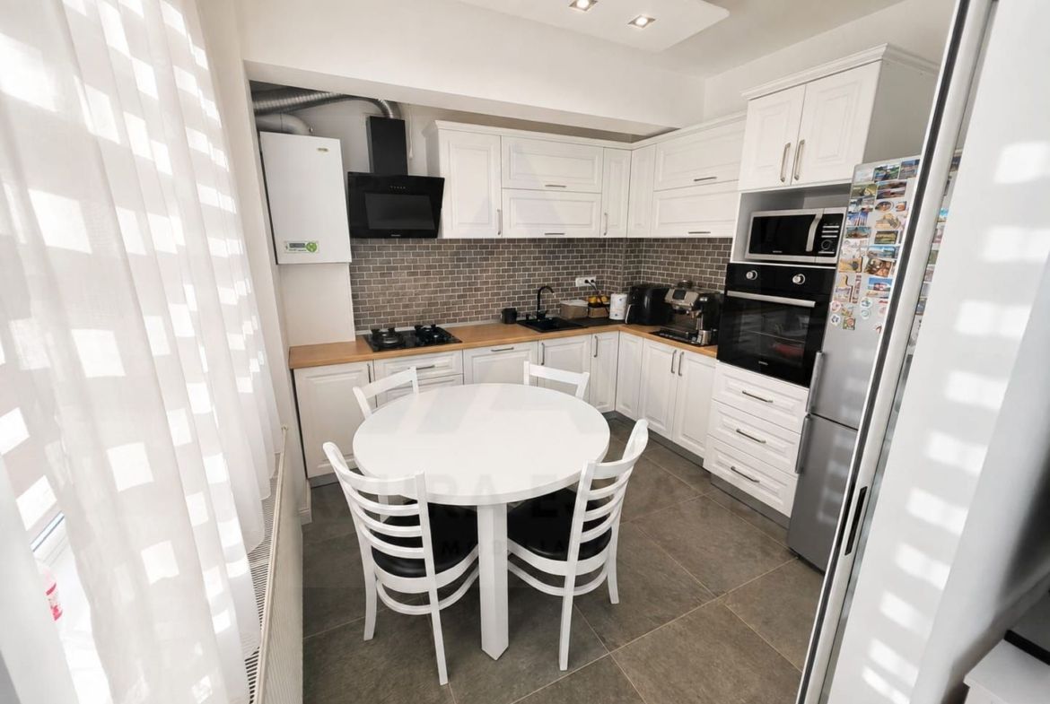 Apartament 3 camere etaj 2 78 mp utili balcon si parcare Turnisor - foto 5