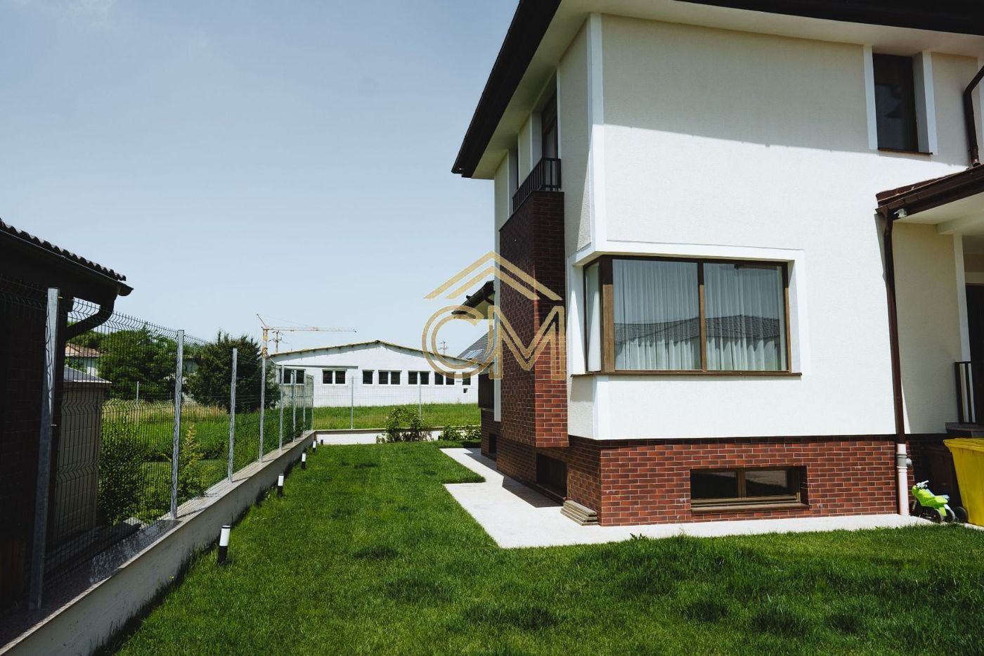 Casa 8 Camere- 3 Bai-316 MPU- Teren 581MP-Selimbar - foto 3