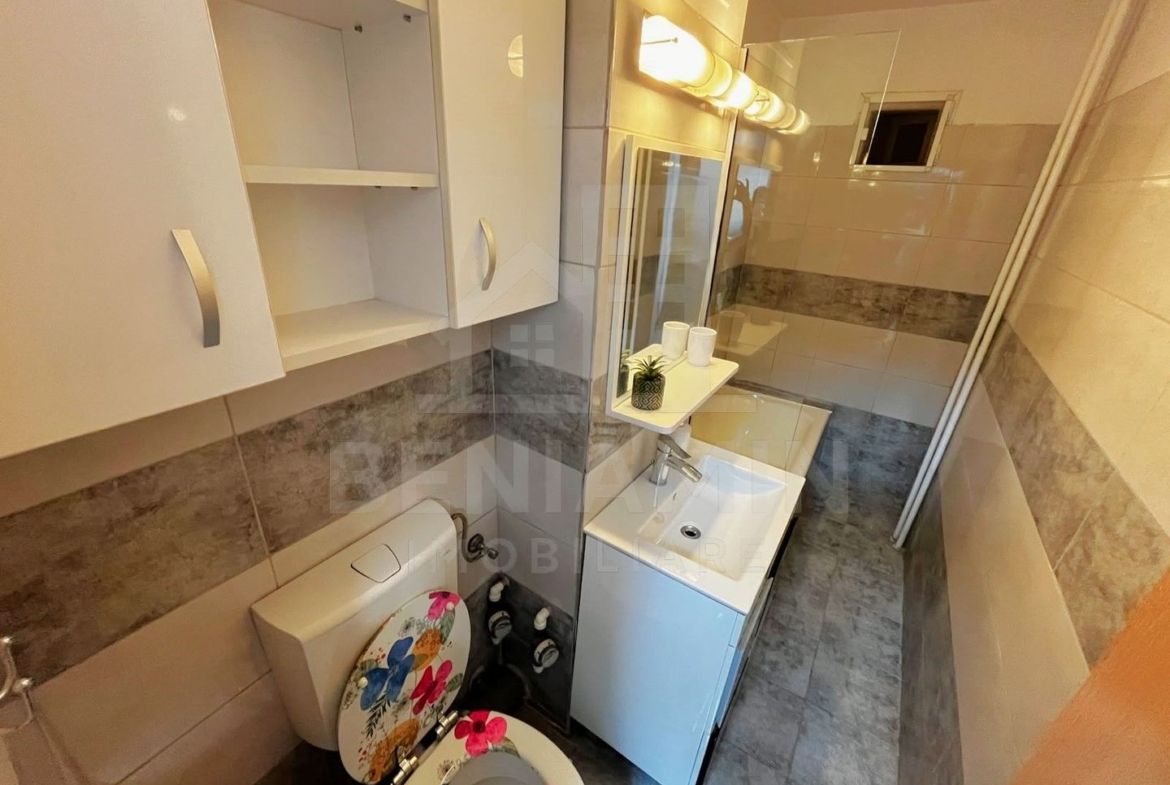 Doua Camere-Decomandat-Etaj2-Mobilat-Utilat-Zona Intim - foto 5