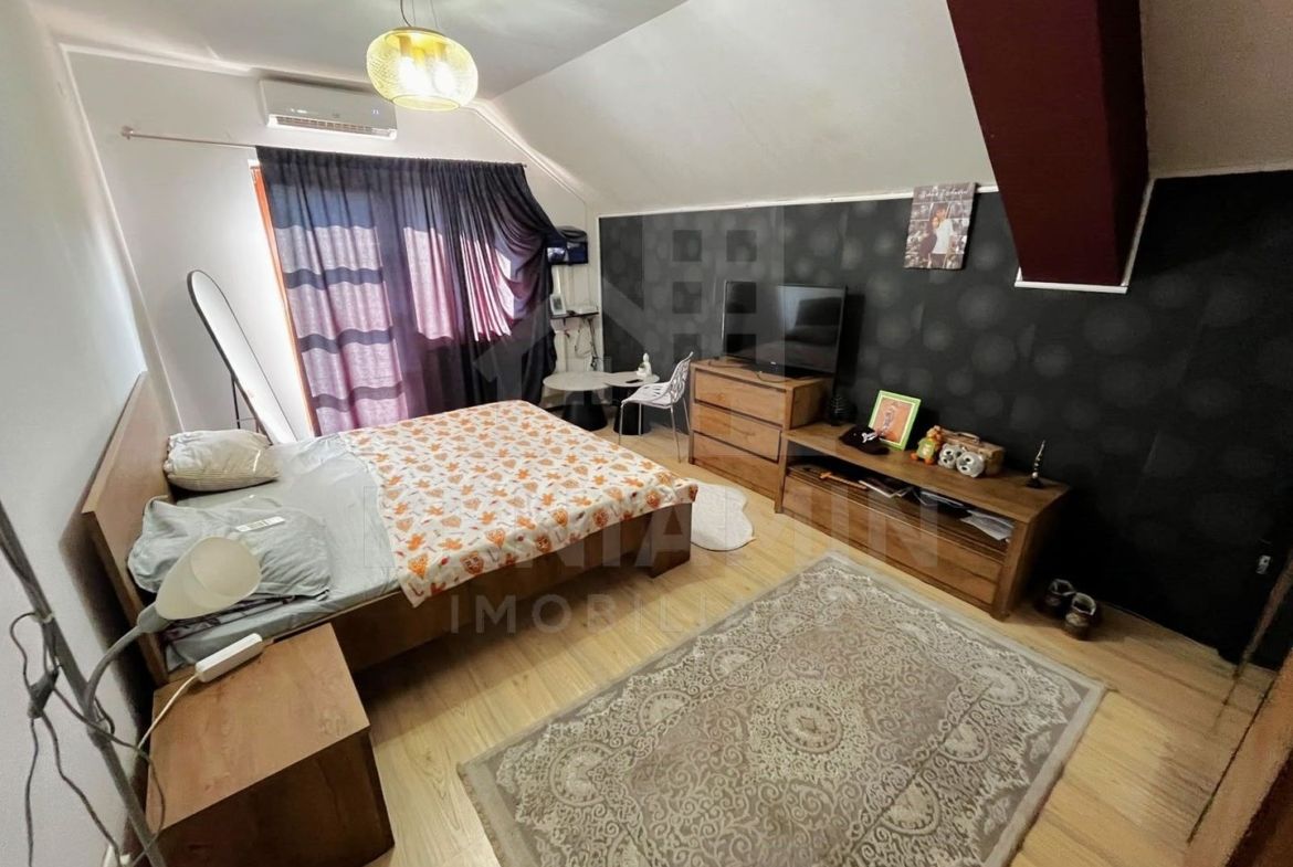 Casa Moderna P+M-220mp-6 Camere-Toate Utilitatile-An 2010-Zona Ford - foto 3