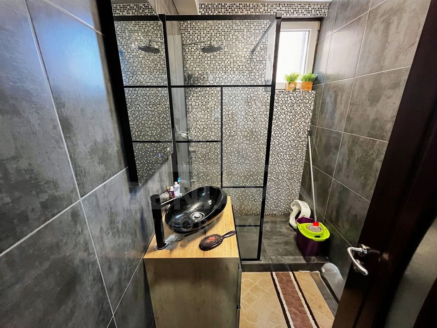 Casa Moderna P+M-220mp-6 Camere-Toate Utilitatile-An 2010-Zona Ford - foto 5