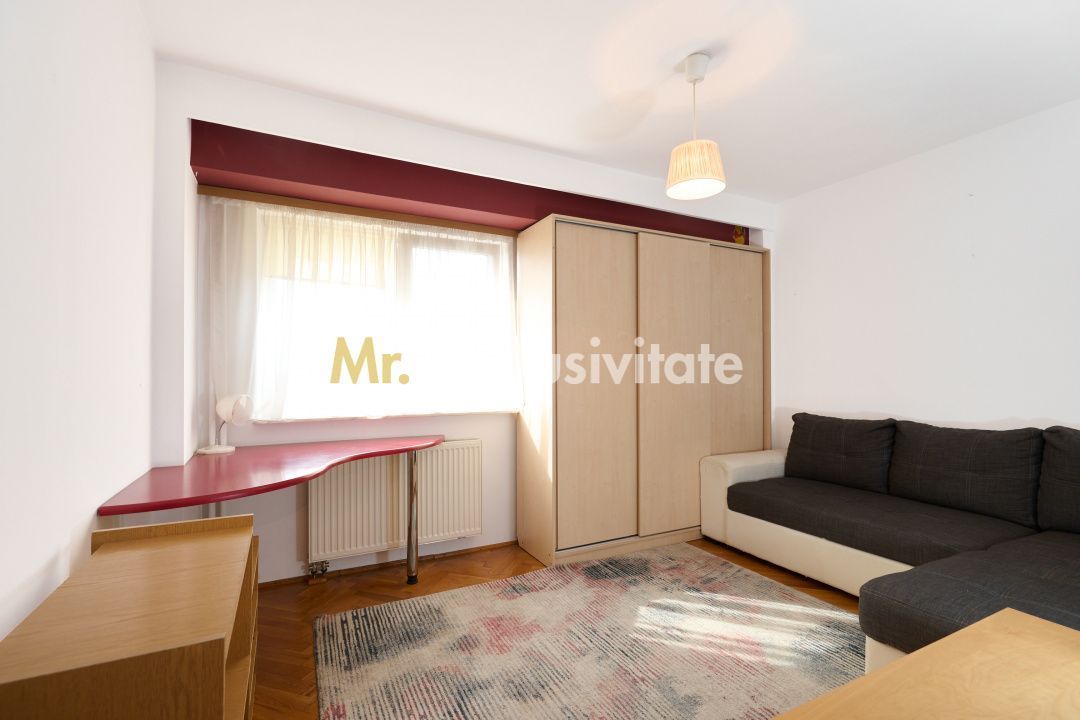 Apartament cu 3 camere de inchiriat, ultracentral, Pitesti - foto 4