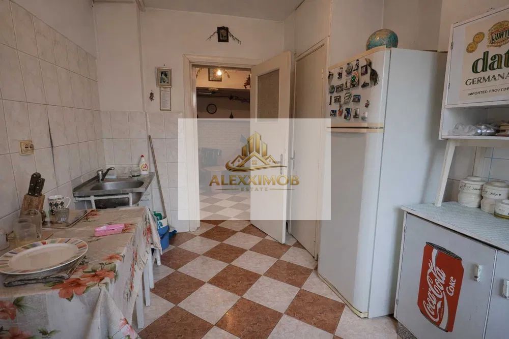 Apartament de Vanzare - zona Obregia- Piata SUDULUI -64 MP - 3 CAMERE - foto 2