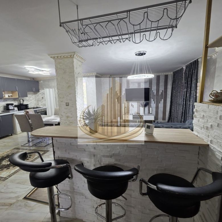 Ocazie! Apartament 4 camere – Calea Lipovei et. 2 - Imagine principala