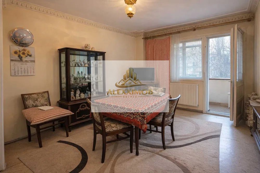 Apartament de Vanzare - zona Obregia- Piata SUDULUI -64 MP - 3 CAMERE - foto 6