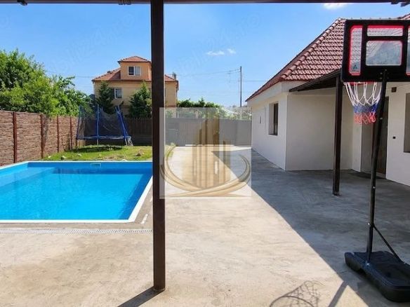 Casă individuală pe parter cu piscină | 4 cam | 432 mp teren | Plopi - Imagine principala
