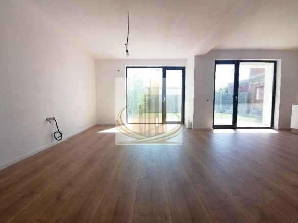 Casa aproape de scoala, gradinita, liceu, 4 camere, asfalt, toate utilitatile - Imagine principala