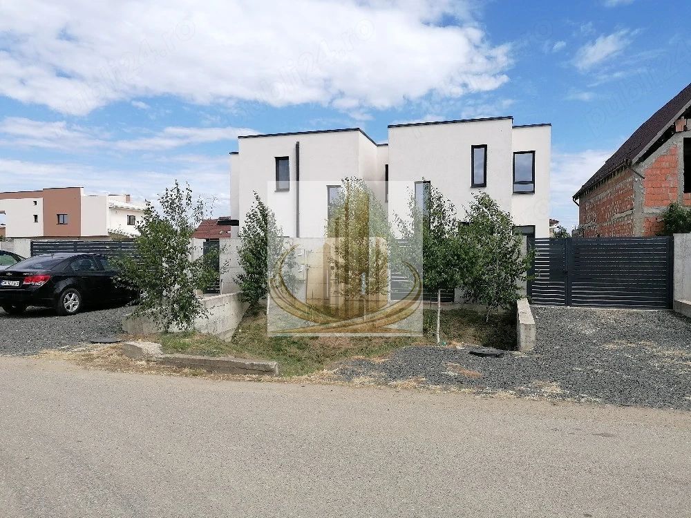 Casa aproape de scoala, gradinita, liceu, 4 camere, asfalt, toate utilitatile - foto 5