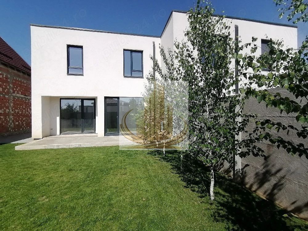 Casa aproape de scoala, gradinita, liceu, 4 camere, asfalt, toate utilitatile - foto 6