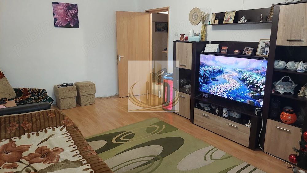 Apartament cu 4 camere Et. 1 Calea Lipovei - Imagine principala