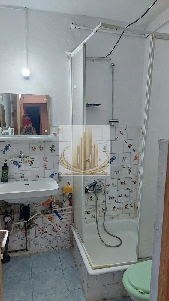 Apartament cu 4 camere Et. 1 Calea Lipovei - foto 4