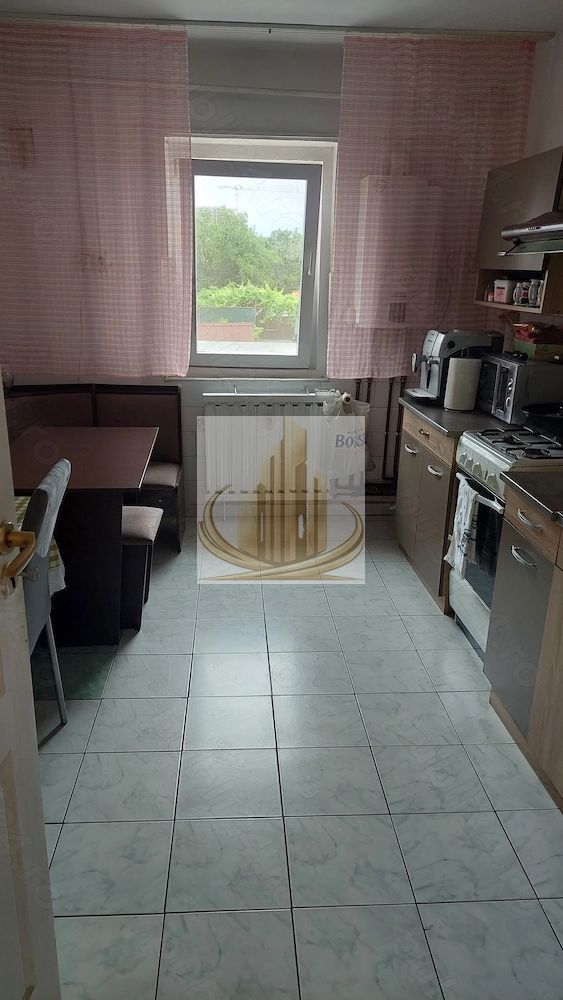 Apartament cu 4 camere Et. 1 Calea Lipovei - foto 5