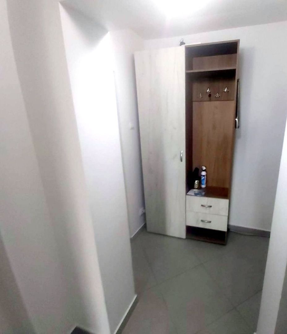 Apartament cu doua camere, decomandat - Bd. Unirii, scoala nr. 10 - foto 6