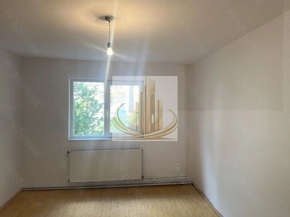 Garsonieră Blascovici | 22 mp + Debara 3 mp | Etaj 1 | Renovata - Imagine principala