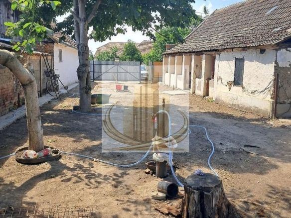 Teren 1.200 mp | Casă Demolabilă | Central | Dudeștii Vechi - Imagine principala