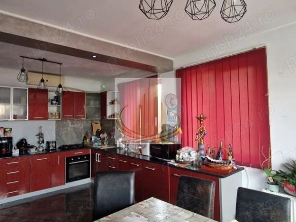 Vilă 6 camere | Piscină 6 m | 500 mp Teren | Fotovoltaice|Sacalaz - Imagine principala