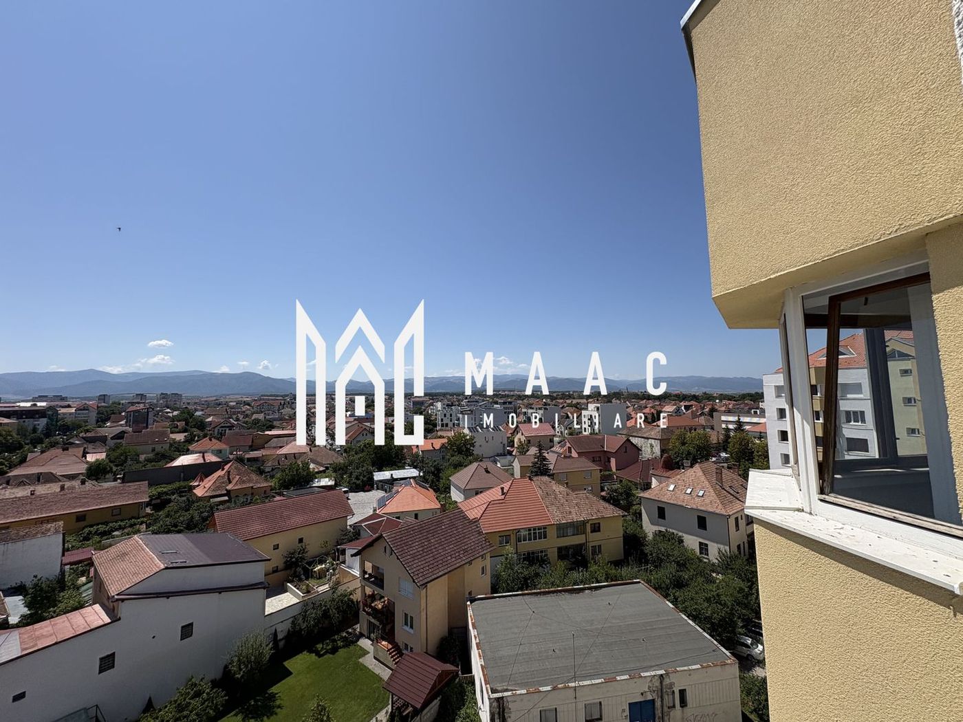 Apartament de vânzare Sibiu 4 camere | Calea Dumbrăvii | 101 mp - Imagine principala Apartament de vânzare Sibiu 4 camere | Calea Dumbrăvii | 101 mp - Imagine principala