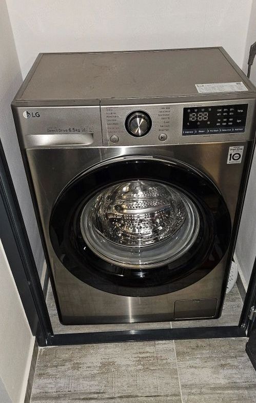 De inchiriat apartament 1 camera Ultimul Leu, etaj 5/7, 400 euro - foto 2