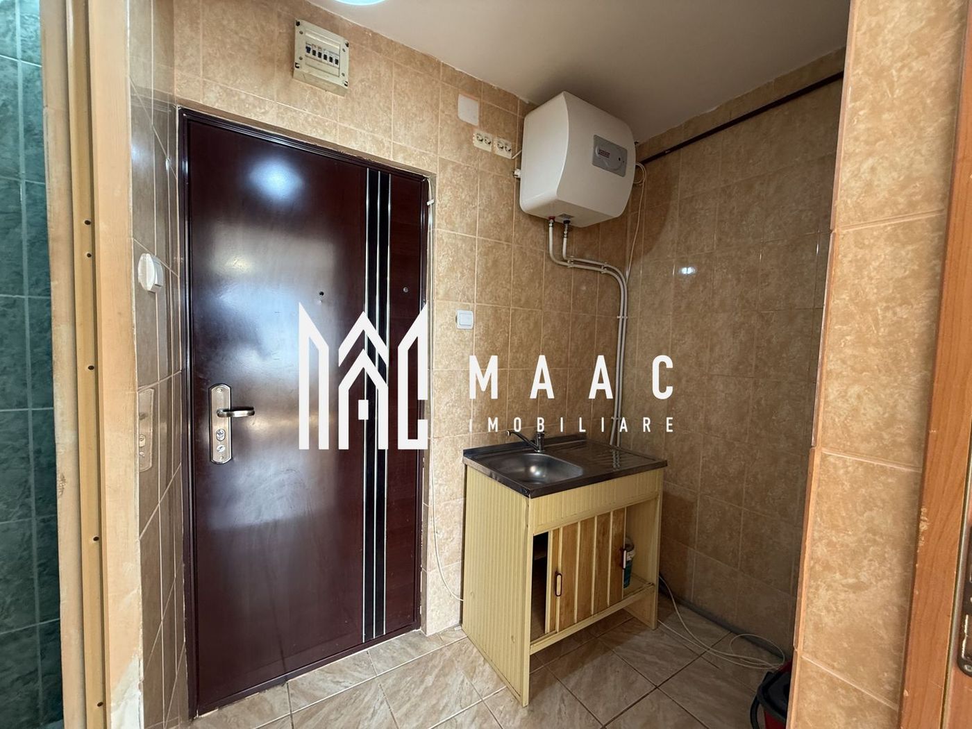 Garsonieră de vânzare Sibiu | Lazaret | 21 mp | etaj 4 - foto 4 Garsonieră de vânzare Sibiu | Lazaret | 21 mp | etaj 4 - foto 4