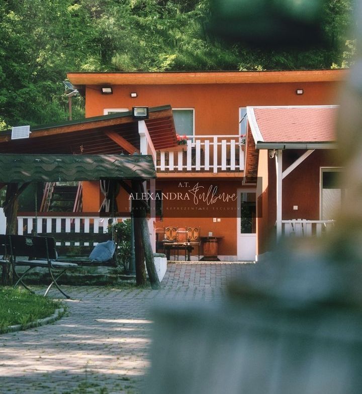 Charming Home By Feleacu, 1582 mp teren. Se accepta schimburi. - foto 8