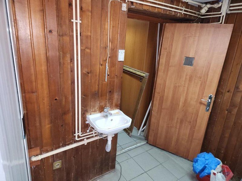 Stirbri Voda spatiu birou 82 mp - foto 7