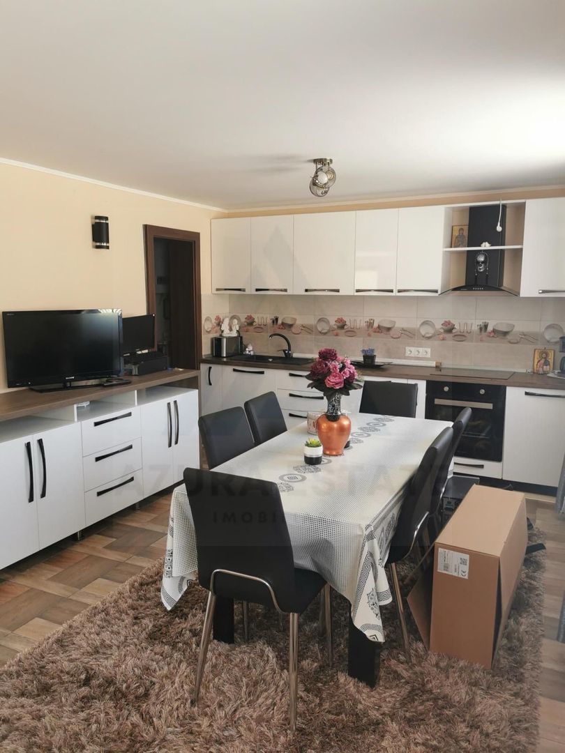 Casa individuala cu garaj 60 mp si teren+gradina 2650 mp in Porumbacu - foto 2