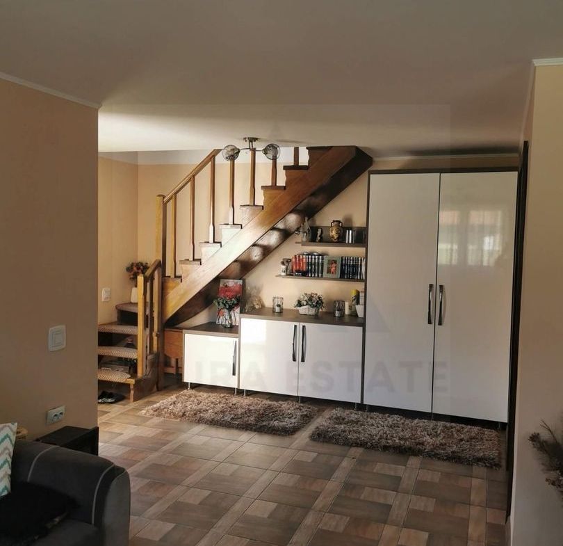 Casa individuala cu garaj 60 mp si teren+gradina 2650 mp in Porumbacu - foto 5