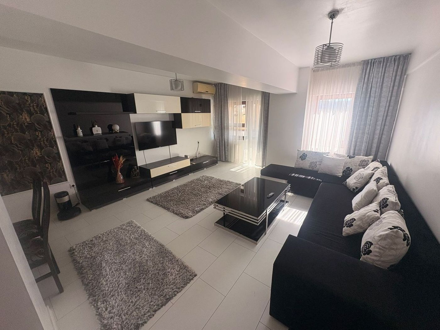 De inchiriat apartament cu 2 camere, bloc Privilege, etaj 1/12, 700 euro - foto 4