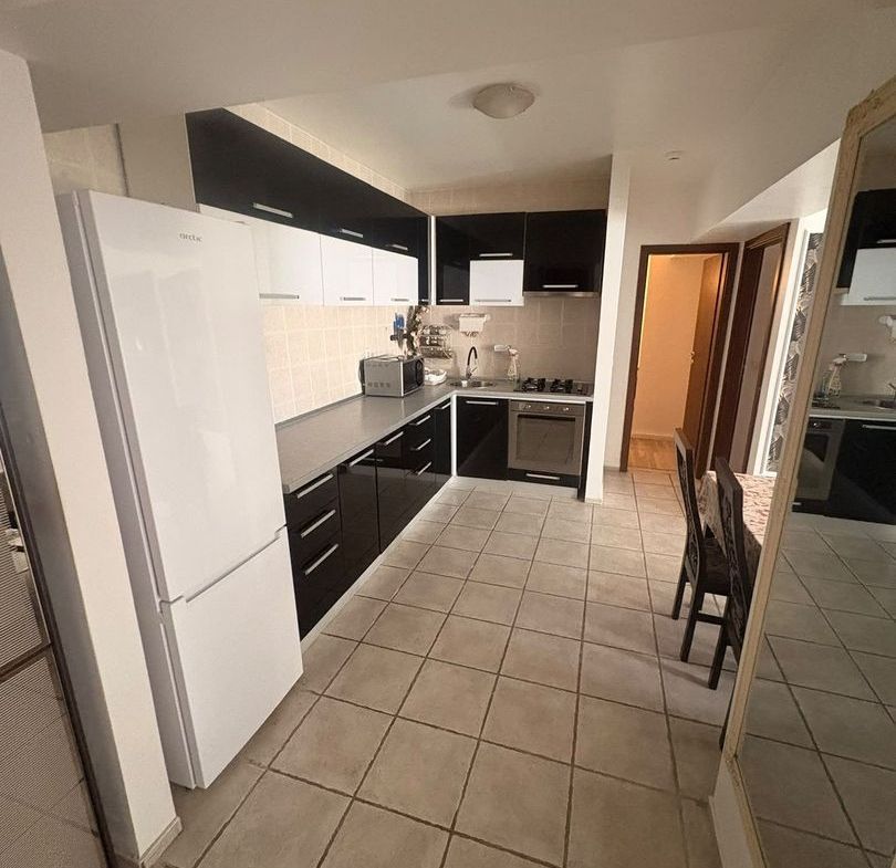 De inchiriat apartament cu 2 camere, bloc Privilege, etaj 1/12, 700 euro - foto 5