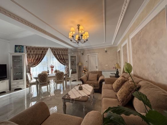 Casa individuala ultrafinisata 200 mp utili si teren 462 mp  Selimbar - Imagine principala