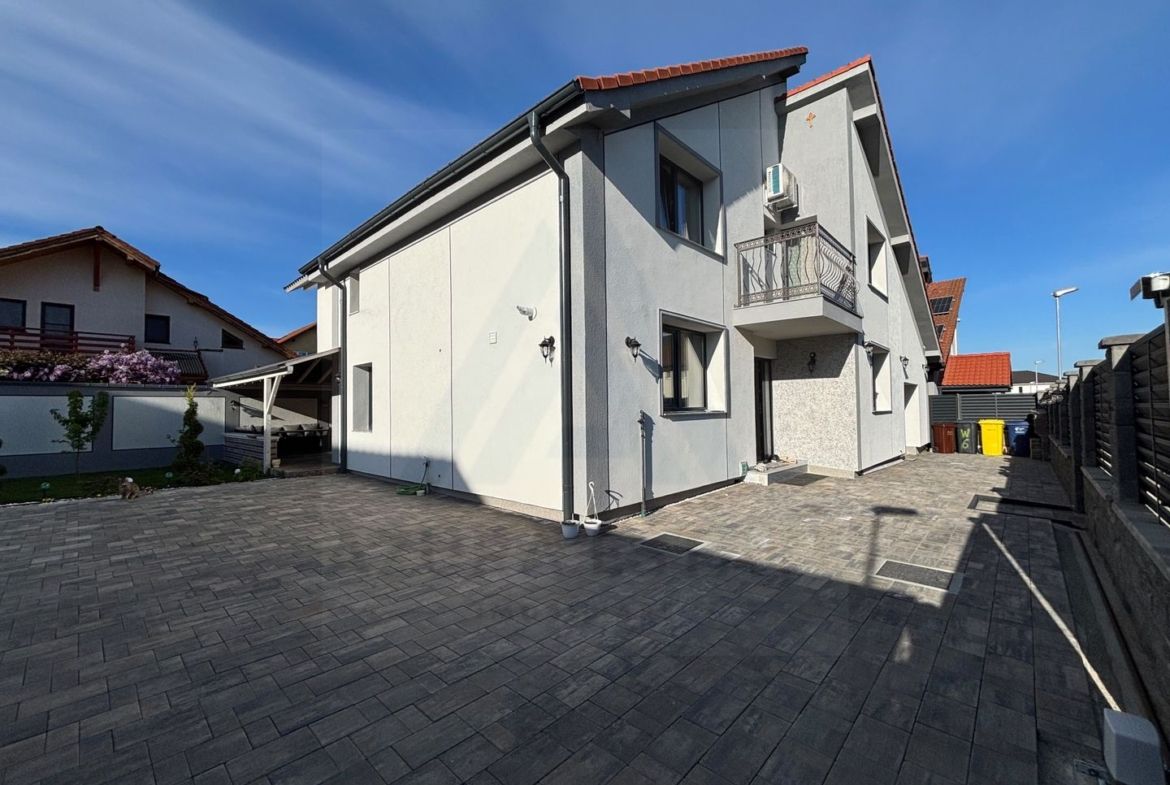Casa individuala ultrafinisata 200 mp utili si teren 462 mp  Selimbar - foto 4