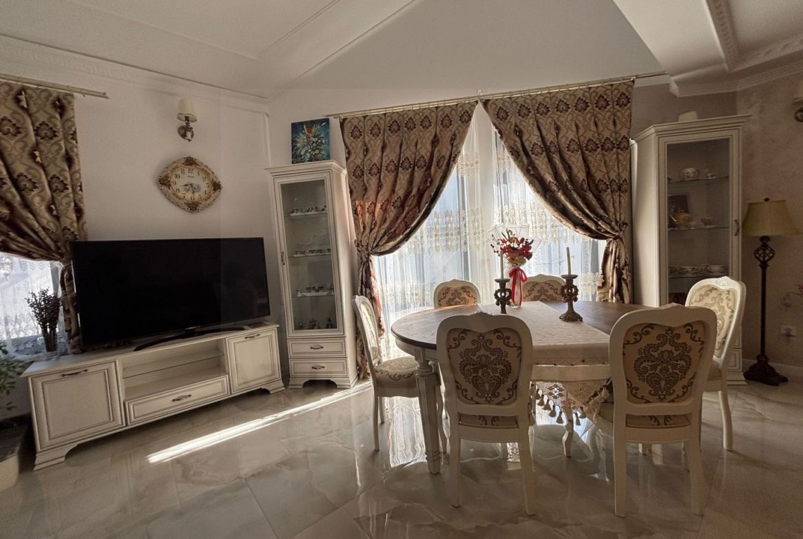 Casa individuala ultrafinisata 200 mp utili si teren 462 mp  Selimbar - foto 6