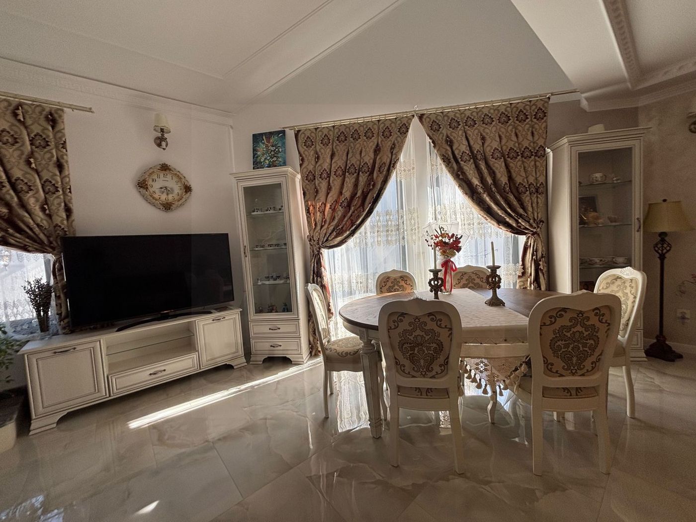 Casa individuala ultrafinisata 200 mp utili si teren 462 mp  Selimbar - foto 6