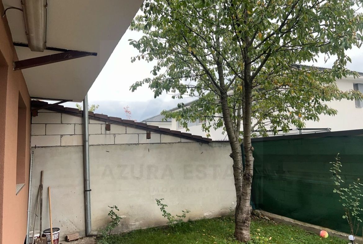 Casă cu 4 camere, curte proprie și 2 balcoane – Șelimbăr - foto 2