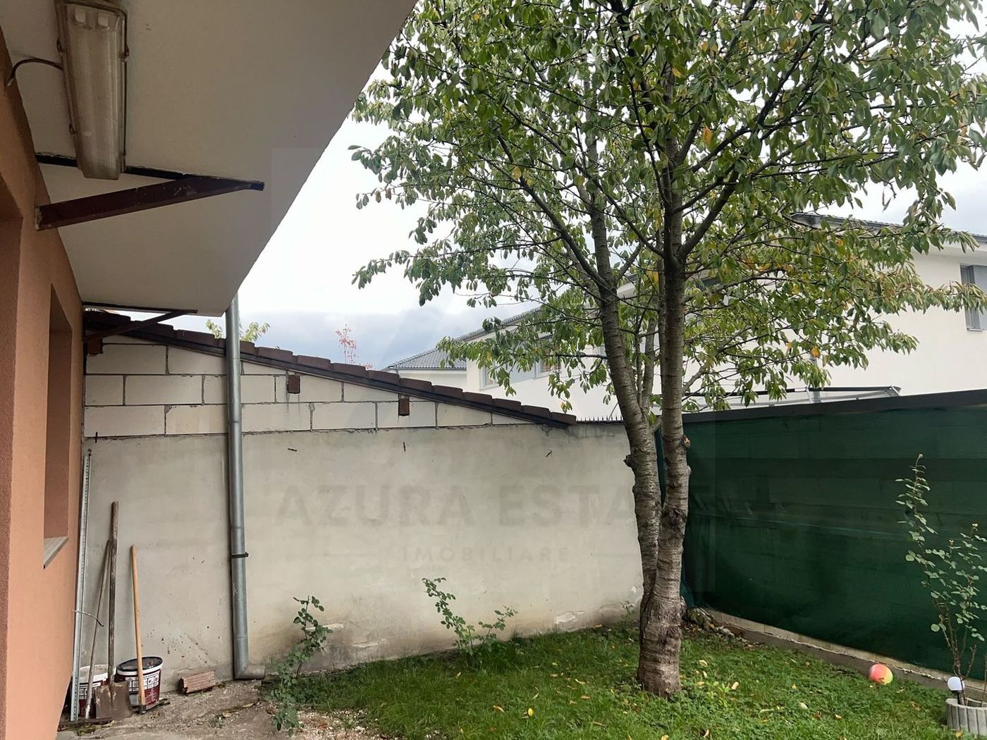 Casă cu 4 camere, curte proprie și 2 balcoane – Șelimbăr - foto 2