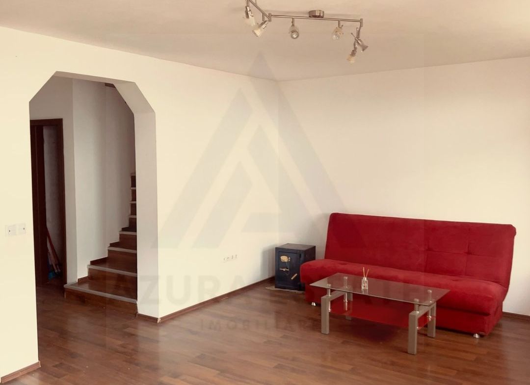 Casă cu 4 camere, curte proprie și 2 balcoane – Șelimbăr - foto 3
