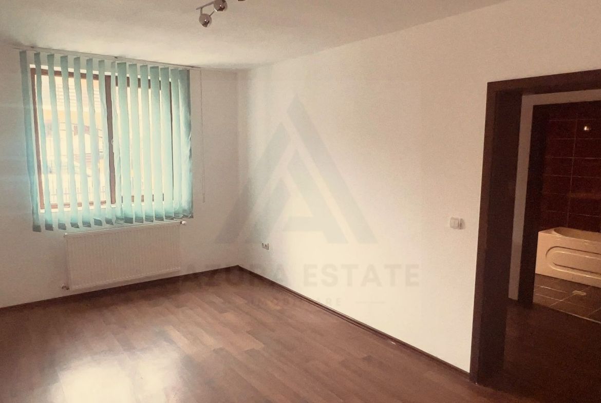 Casă cu 4 camere, curte proprie și 2 balcoane – Șelimbăr - foto 5