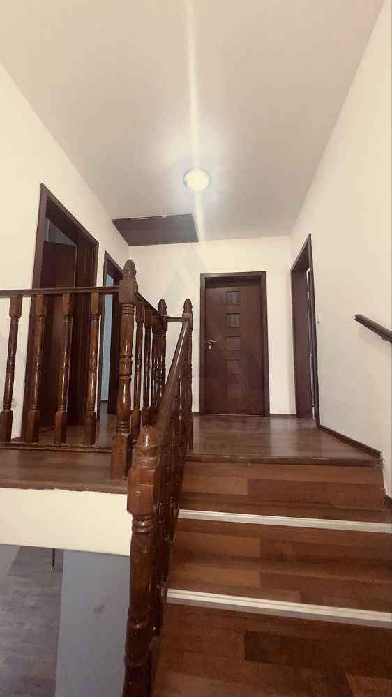 Casă cu 4 camere, curte proprie și 2 balcoane – Șelimbăr - foto 7