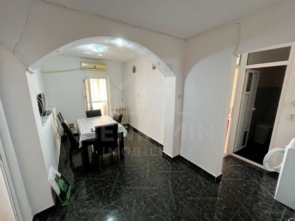 Apartament-2 Camere-Decomandat-Etajul 2-Mobilat-Utilat-CV9-Catedrala - foto 3
