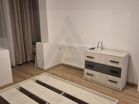 Apartament modern 3 camere  75 mp Complet renovat et 1 cartier Ștrand - foto 2