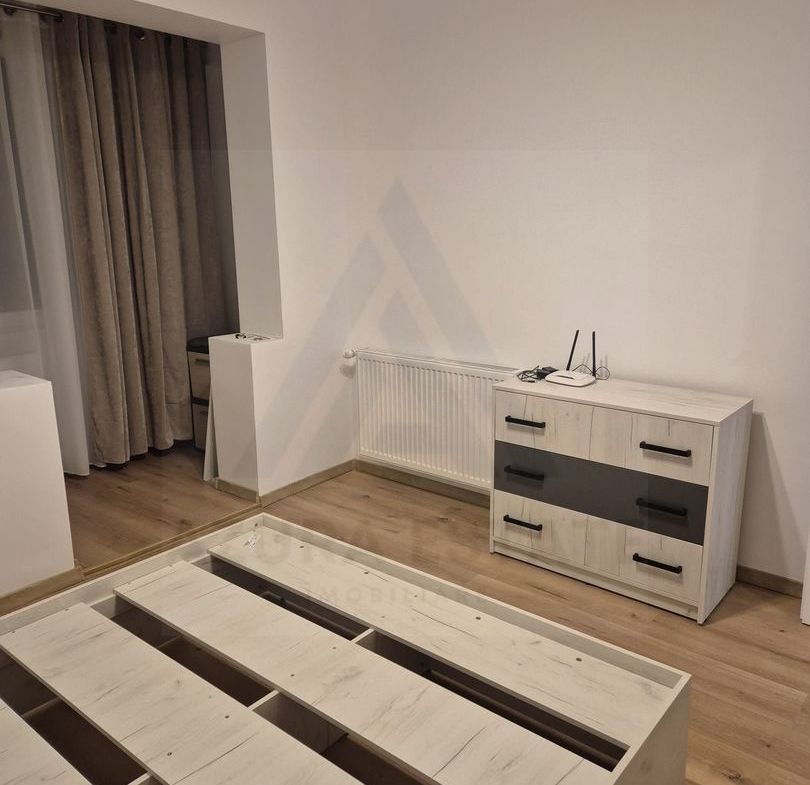 Apartament modern 3 camere  75 mp Complet renovat et 1 cartier Ștrand - foto 2