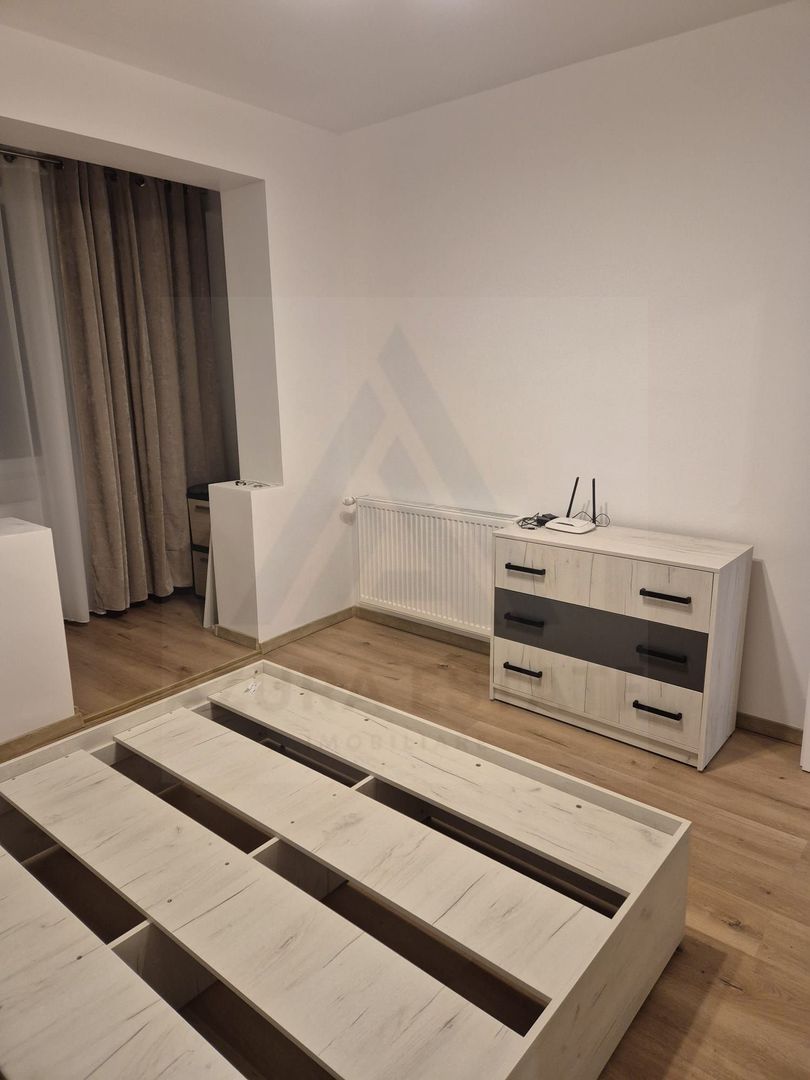 Apartament modern 3 camere  75 mp Complet renovat et 1 cartier Ștrand - foto 2