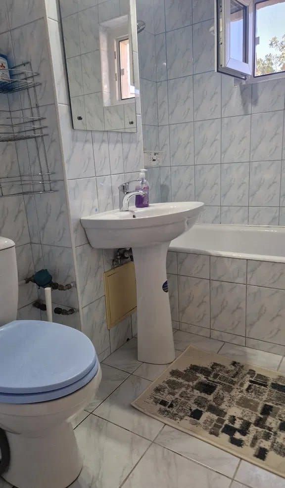 De inchiriat apartament cu 2 camere, Mazepa 1 etaj 3, 450 euro - foto 2