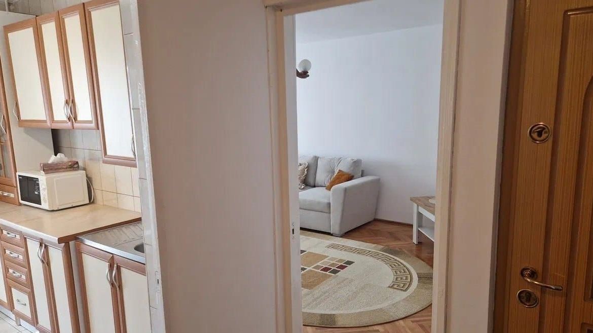De inchiriat apartament cu 2 camere, Mazepa 1 etaj 3, 450 euro - foto 3