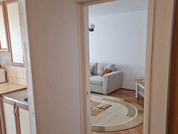 De inchiriat apartament cu 2 camere, Mazepa 1 etaj 3, 450 euro - foto 3