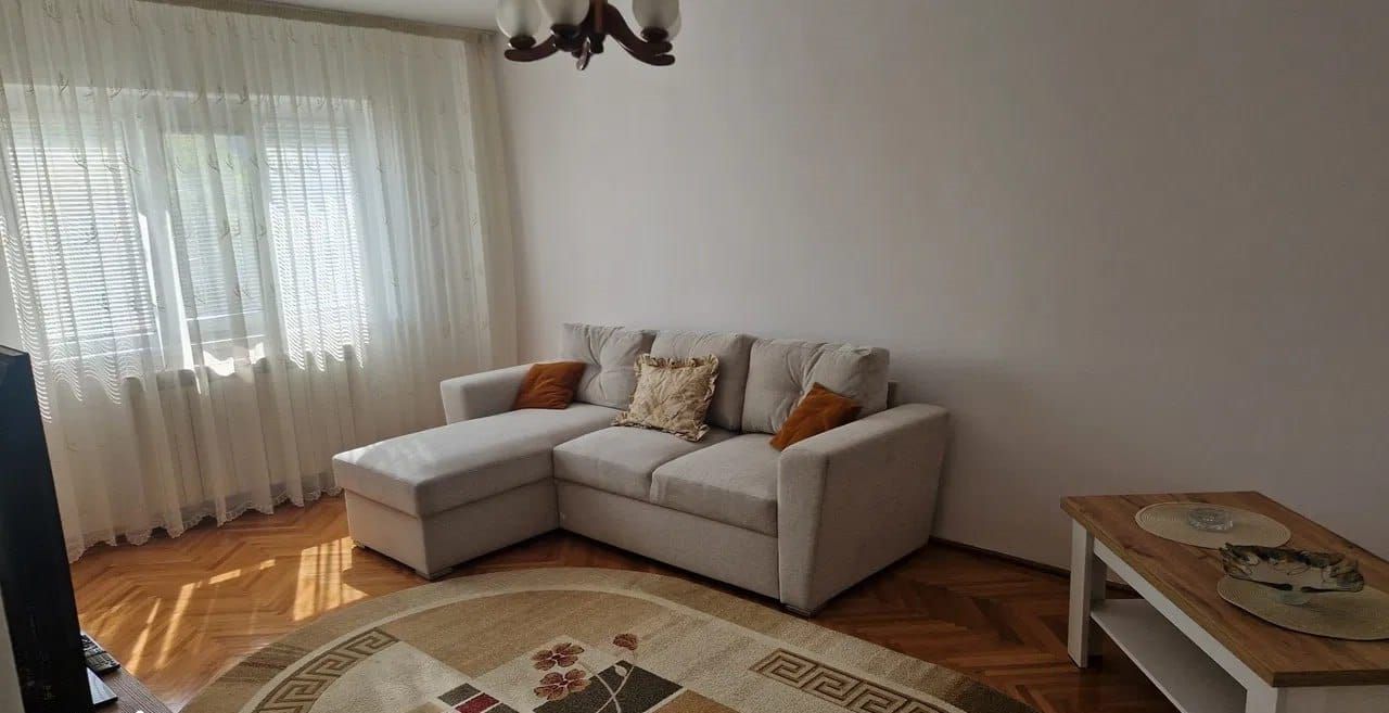 De inchiriat apartament cu 2 camere, Mazepa 1 etaj 3, 450 euro - foto 6