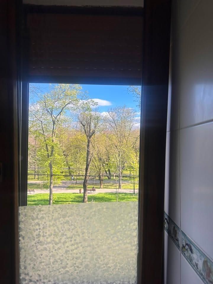De inchiriat apartament cu 2 camere, etaj 2, Gradina Publica, 400 euro - foto 2 De inchiriat apartament cu 2 camere, etaj 2, Gradina Publica, 400 euro - foto 2