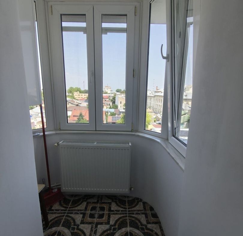 De inchiriat apartament cu 2 camere, central. etaj 3, 450 euro - foto 6