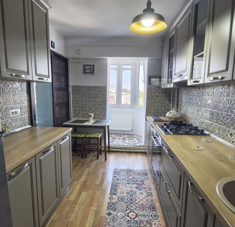 De inchiriat apartament cu 2 camere, central. etaj 3, 450 euro - foto 7