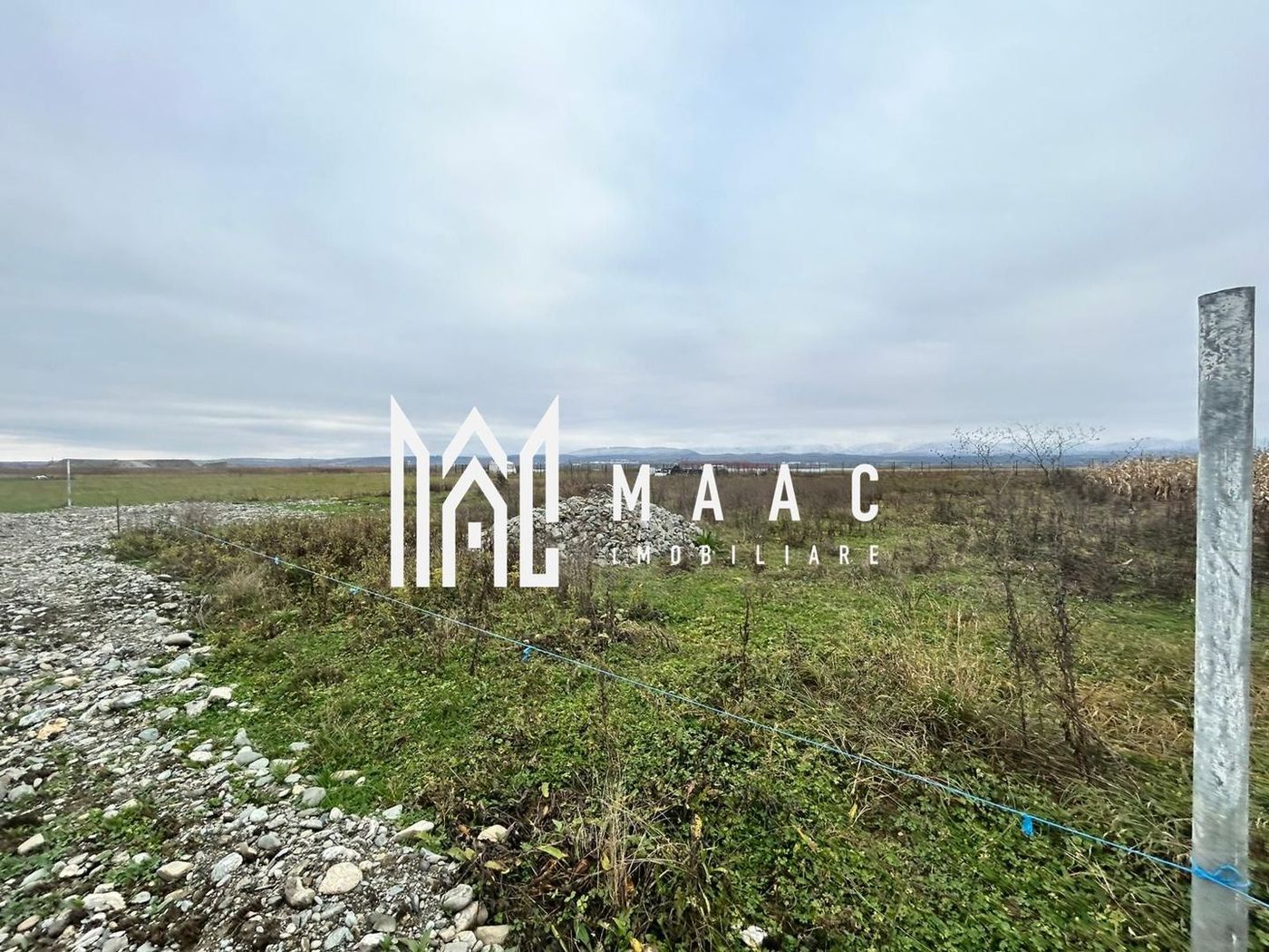 Teren intravilan | 860 mp | Deschidere 16 m | Priveliște montană | Bradu - foto 8
